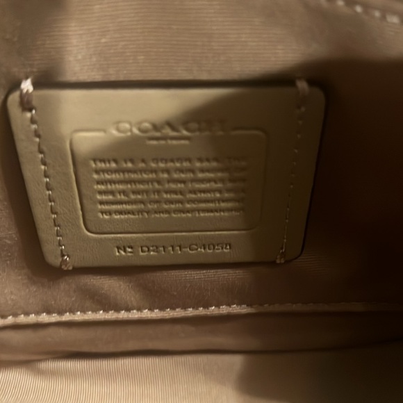 COACH Horse & Carriage Saddle Crossbody Bag Chalk/Vanilla Cream - Picture 16 of 16